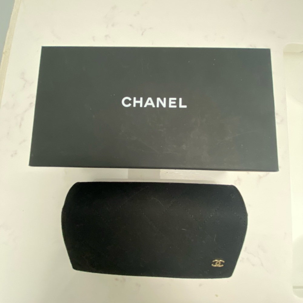Chanel butterfly sunglasses - Picture 7 of 7